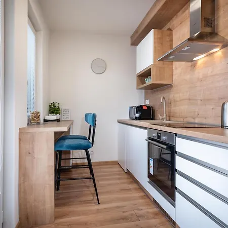 Flexihome Sk - Bellova - Brand New - Neftflix - Private Parking Liptovský Mikuláš