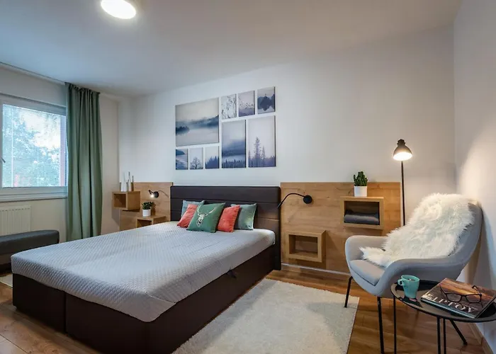 Flexihome Sk - Bellova - Brand New - Neftflix - Private Parking